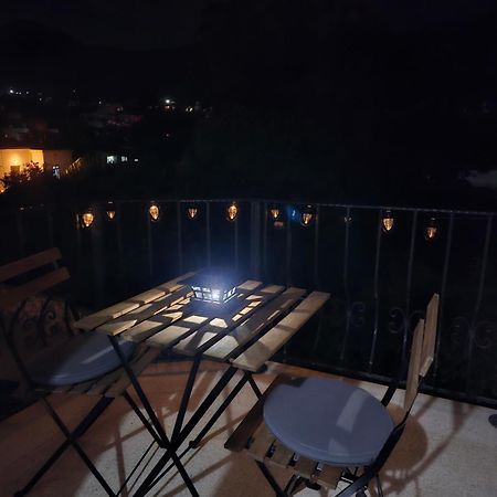 Gems'S Apartment - Luxury 3 Bedroom Penthouse With Pool Karavas  Exterior photo