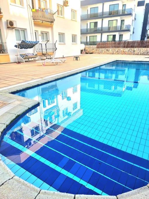 Gems'S Apartment - Luxury 3 Bedroom Penthouse With Pool Karavas  Exterior photo